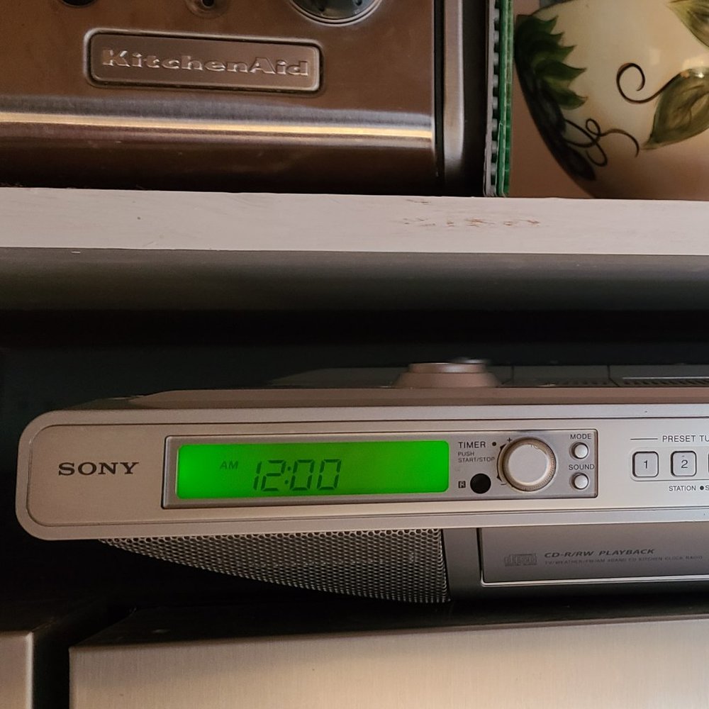 Sony Under-cabinet CD Player Clock Radio